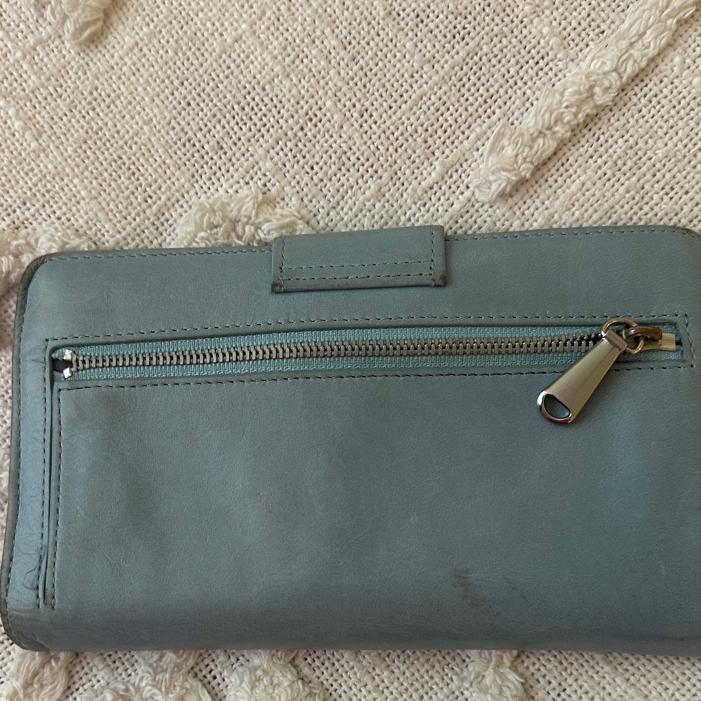 HOBO Classic Blue Wallet - Picture 2 of 4